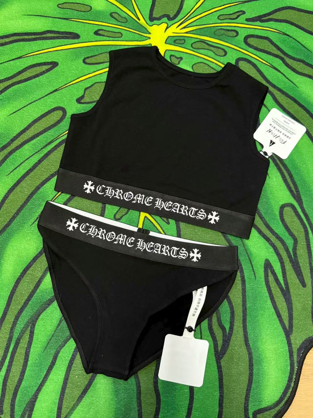 Chrome Hearts Yoga Sportswear Cross-Patterned Sanskrit Ribbon Slim Waist Vest and Shorts Set