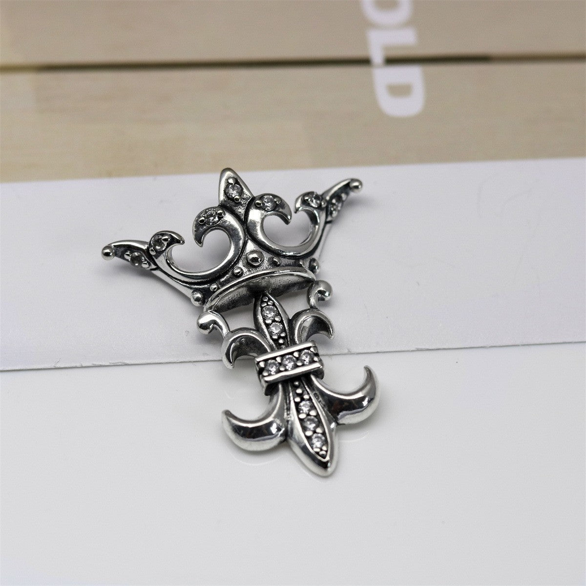 Chrome Hearts old crown anchor diamond pendant